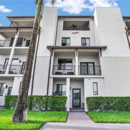 Rent this 3 bed townhouse on 3453 Northwest 84th Court in Doral, FL 33122