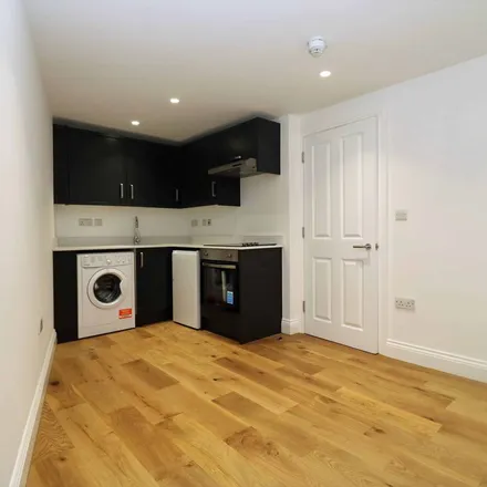 Rent this 1 bed apartment on Willow Walk in West Green Road, London