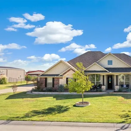 Buy this 3 bed house on 498 Waterfall Circle in Lancaster, TX 75146