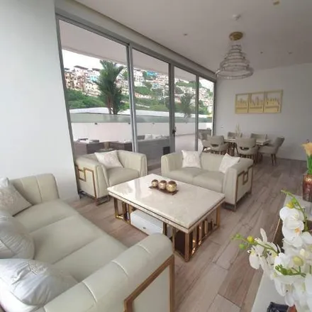 Buy this 3 bed apartment on Fundación Nurtac in Dolores Trullas Masats, 090306