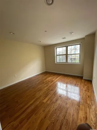Image 3 - 128 Pine Street, New York, NY 11208, USA - Apartment for rent