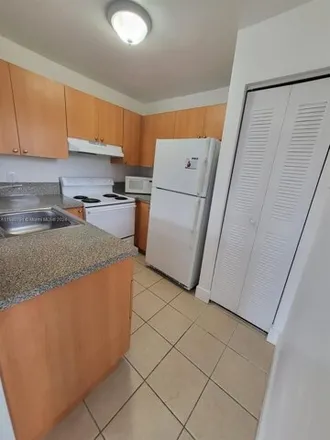 Rent this 2 bed condo on 2705 West 64th Place in Hialeah, FL 33016