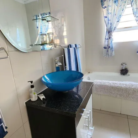 Rent this 3 bed apartment on Perryn Street in Cape Town Ward 8, Western Cape