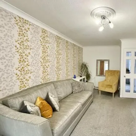 Image 3 - Hoveringham Court, Swallownest, S26 4PA, United Kingdom - Apartment for sale