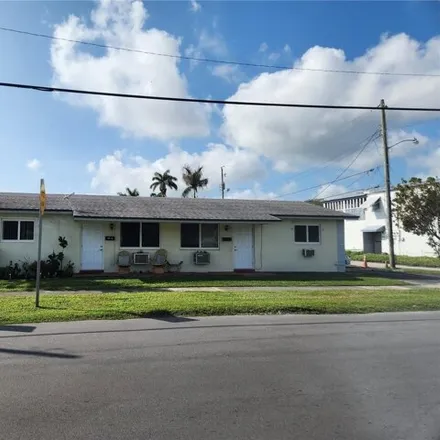 Buy this studio house on 198 Northeast 2nd Street in Port Laudania, Dania Beach