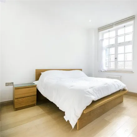 Image 5 - Bottega, Rivington Street, London, EC2A 3QB, United Kingdom - Apartment for rent