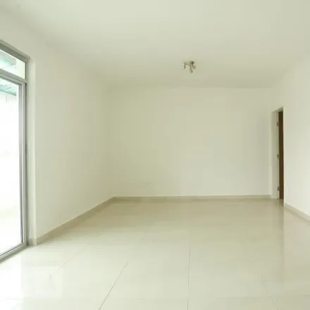 Rent this 3 bed apartment on Rua Marquês de Itu 384 in Higienópolis, São Paulo - SP