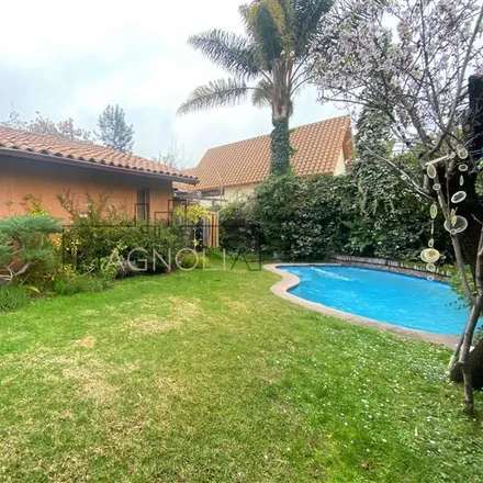 Rent this 5 bed house on Azul 987 in 786 0379 Provincia de Santiago, Chile