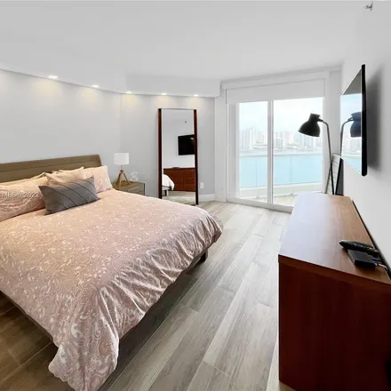 Rent this 3 bed apartment on 7000 Island Boulevard in Aventura, Aventura
