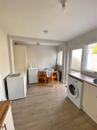 Image 3 - Poole Crescent, Metchley, B17 0PE, United Kingdom - Duplex for rent
