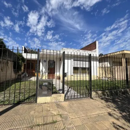 Buy this 2 bed house on Doctor Gelpi in Partido de Ituzaingó, B1714 LVH Ituzaingó