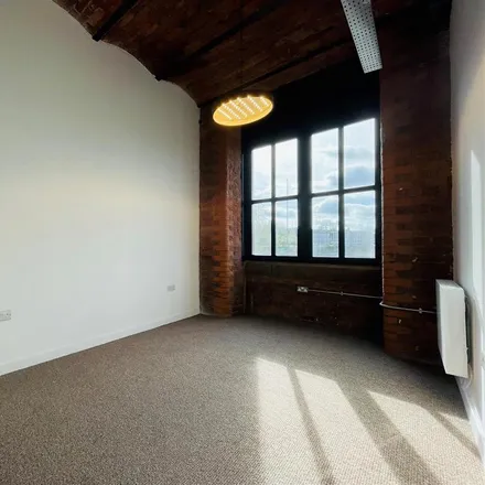Image 6 - Meadow Mill, Water Street, Stockport, SK1 2BU, United Kingdom - Apartment for rent