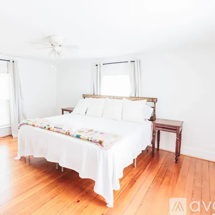 Image 3 - 624 Gloucester Road - House for rent