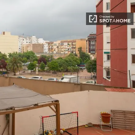Image 14 - Carrer de Xiva, 25, 46018 Valencia, Spain - Apartment for rent