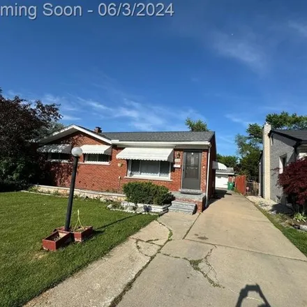 Rent this 3 bed house on 518 Cardwell Street in Garden City, MI 48135
