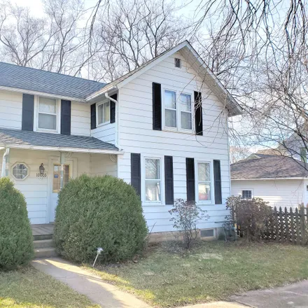 Buy this 3 bed house on 10047 St Albans St in Hebron, McHenry County