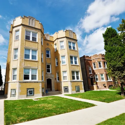 Image 1 - 6034 North Claremont Avenue, Chicago, IL 60645, USA - House for sale