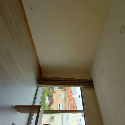 Rent this 2 bed apartment on Rua dos Bons Amigos in 1685-070 Odivelas, Portugal