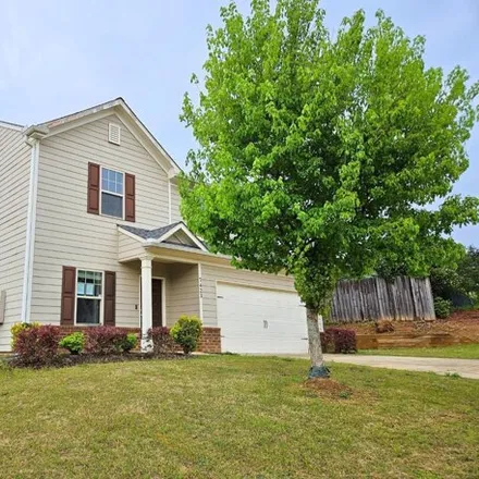 Buy this 3 bed house on 7419 Saint David Street in Fulton County, GA 30213