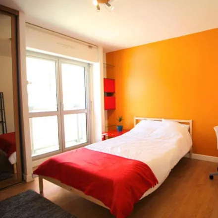 Rent this 4 bed room on Hôtel Margirier in Rue Jean de Bernardy, 13001 Marseille