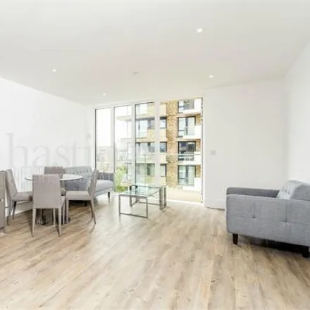 Image 3 - Barclays, Plumstead Road, London, SE18 6FL, United Kingdom - Apartment for rent