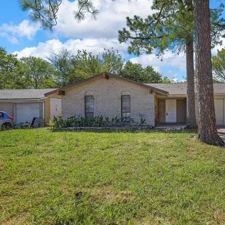 Rent this 3 bed house on 14289 Seminole Drive in Balch Springs, TX 75180