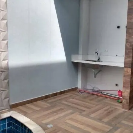 Buy this 3 bed house on Rua Lázaro Rossi Contorno in Assunção, São Bernardo do Campo - SP
