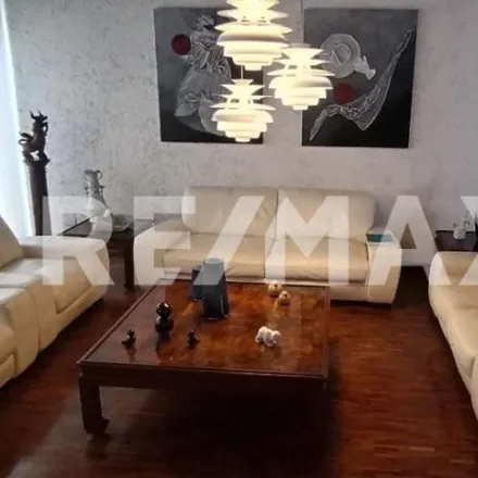 Buy this 5 bed house on Calle Avellanos 3944 in 72190 Puebla City, PUE