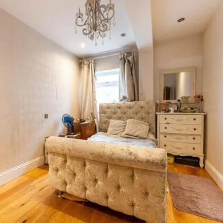 Buy this 2 bed apartment on Grand Union Walk in London, HA0 1TX