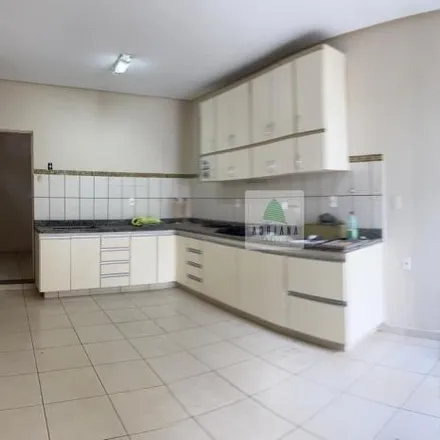 Buy this studio house on Rua 9 B in Vila Industrial Jundiaí, Anápolis - GO