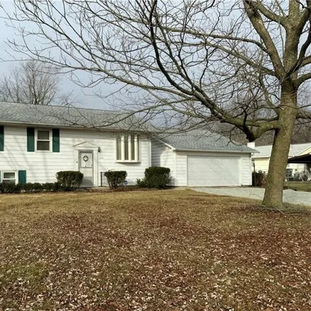 Buy this 4 bed house on 2214 Smith Ave in Danville, Illinois