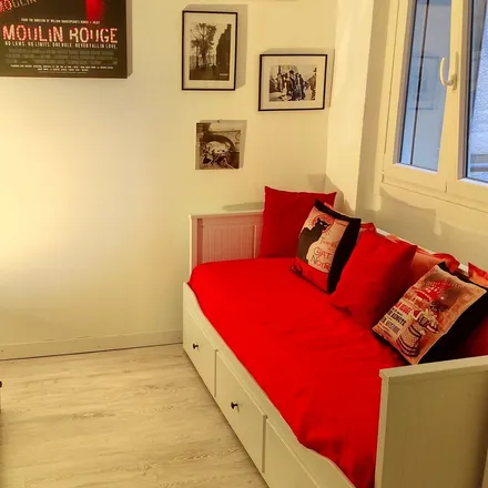Rent this 2 bed apartment on Madrid in Chamberí, MADRID