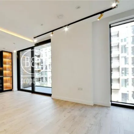Rent this 2 bed room on Nelson Passage in London, EC1V 2QY