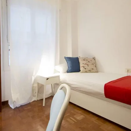 Rent this 6 bed room on Madrid in Calle del General Zabala, 11