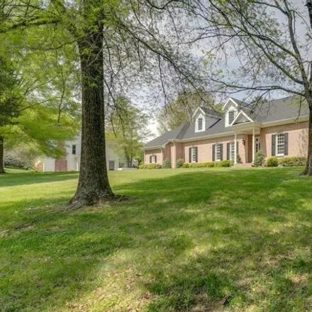 Rent this 5 bed house on 572 Turtle Creek Drive in Dekemont Downs, Brentwood