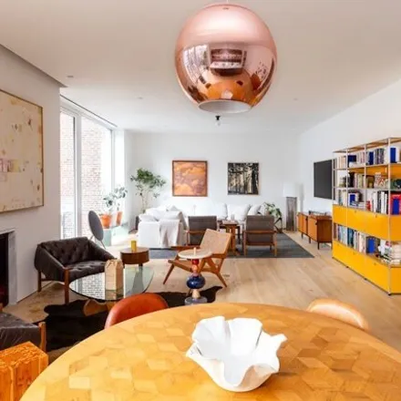 Image 2 - 532 West 20th Street, New York, NY 10011, USA - Condo for sale