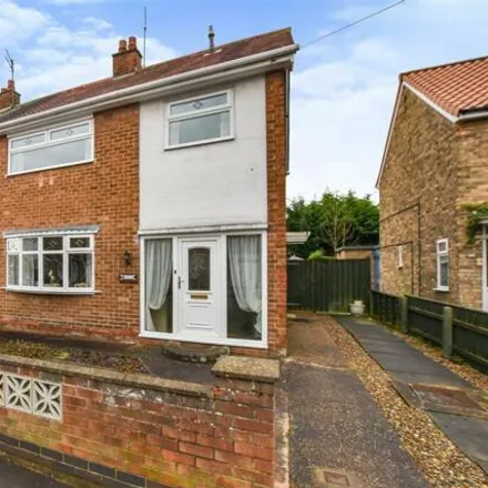 Buy this 3 bed duplex on Grimston Road in Anlaby Common, HU10 6SU