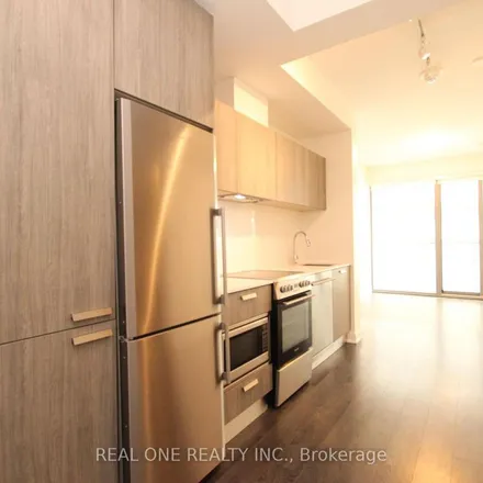 Image 7 - Casa III, 578 Charles Street East, Old Toronto, ON M4Y 0C3, Canada - Apartment for rent