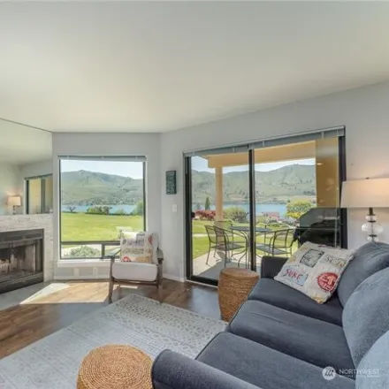 Buy this 1 bed condo on State Route 150 in Chelan, Chelan County