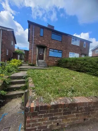 Rent this 2 bed townhouse on East Lea in Thornley, DH6 3ED