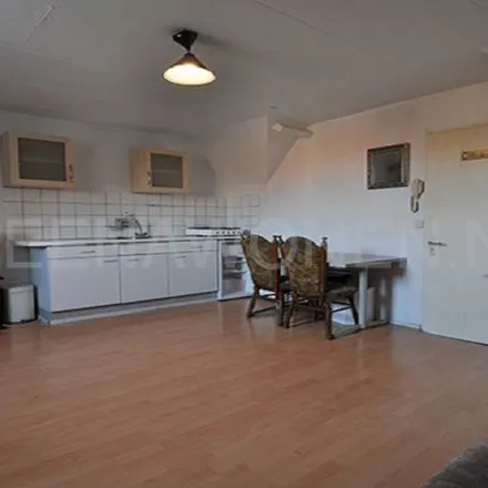 Rent this 1 bed apartment on Snauwstraat 28 in 3028 HV Rotterdam, Netherlands