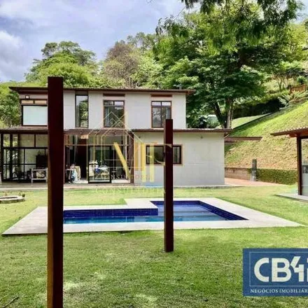Buy this 5 bed house on Estrada União e Indústria in Cascatinha, Região Geográfica Intermediária de Petrópolis - RJ
