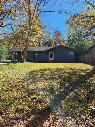 Rent this 3 bed house on 3162 Woodside Drive in Jackson, MS 39212