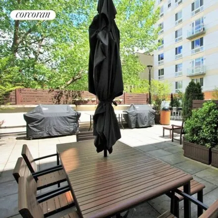 Image 6 - 301 West 115th Street, New York, NY 10026, USA - Condo for sale