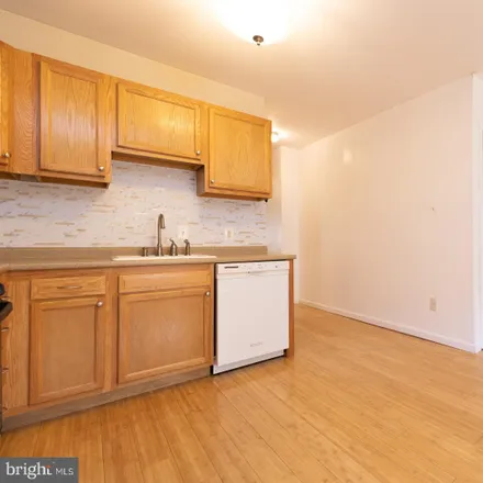 Image 4 - 1630 South 9th Street, Philadelphia, PA 19148, USA - Townhouse for rent