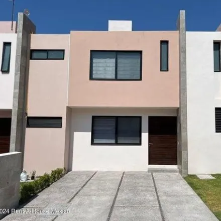 Rent this 3 bed house on Calle Marqués de Casa Fuerte in Hércules, 76024 Querétaro