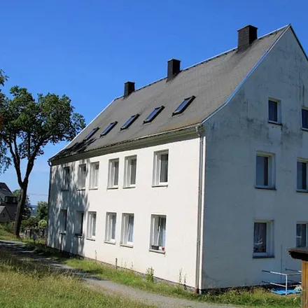 Rent this 3 bed apartment on Kornaer Weg 5 in 08261 Schöneck/Vogtl., Germany