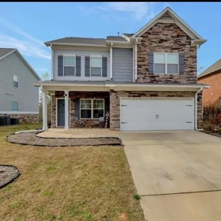 Rent this 4 bed house on 8700 Highlands Drive in Trussville, AL 35173