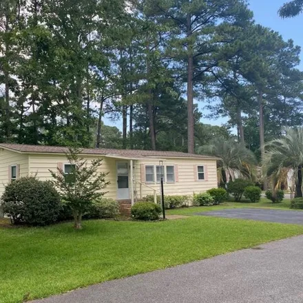Buy this studio apartment on 800 Ash Dr in South Carolina, 29576