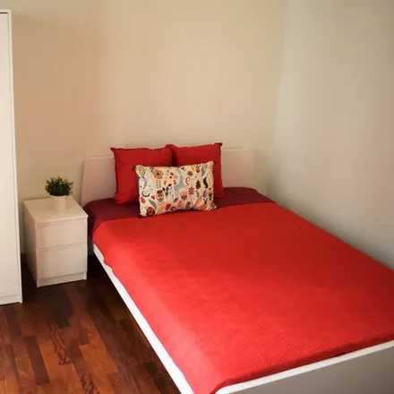 Rent this 4 bed room on Porta al Prato in Piazzale di Porta al Prato, 50100 Florence FI